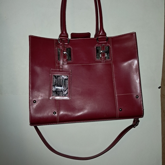 Wilson's Red Leather Large Tote Handbag - Picture 3 of 6
